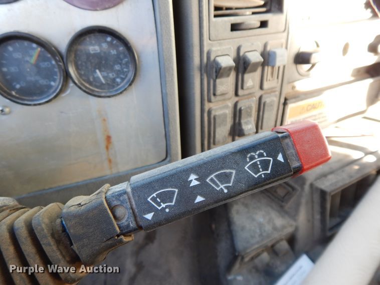 image for item GG9375 1993 Ford Cargo 7000  street sweeper truck