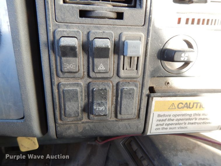 image for item GG9375 1993 Ford Cargo 7000  street sweeper truck