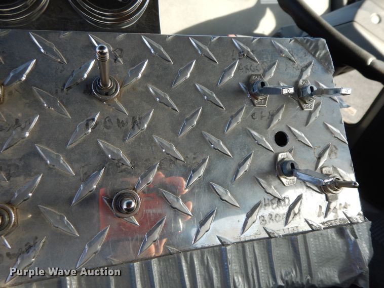 image for item GG9375 1993 Ford Cargo 7000  street sweeper truck