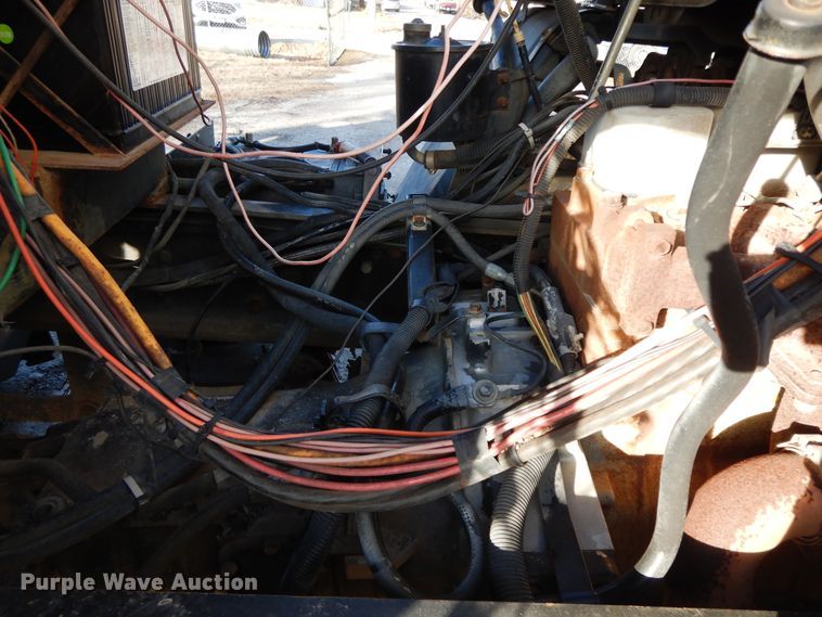 image for item GG9375 1993 Ford Cargo 7000  street sweeper truck