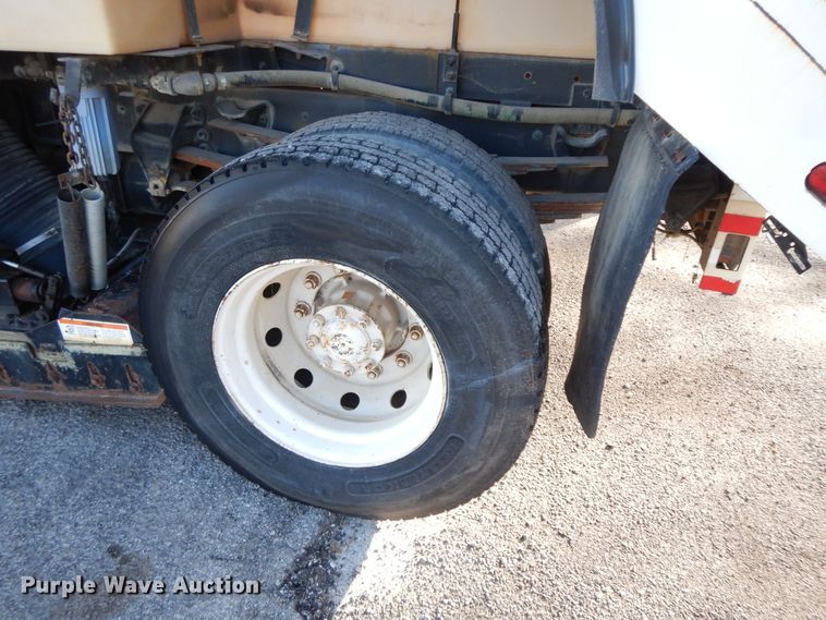 image for item GG9375 1993 Ford Cargo 7000  street sweeper truck