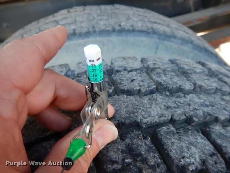 image for item GG9375 1993 Ford Cargo 7000  street sweeper truck