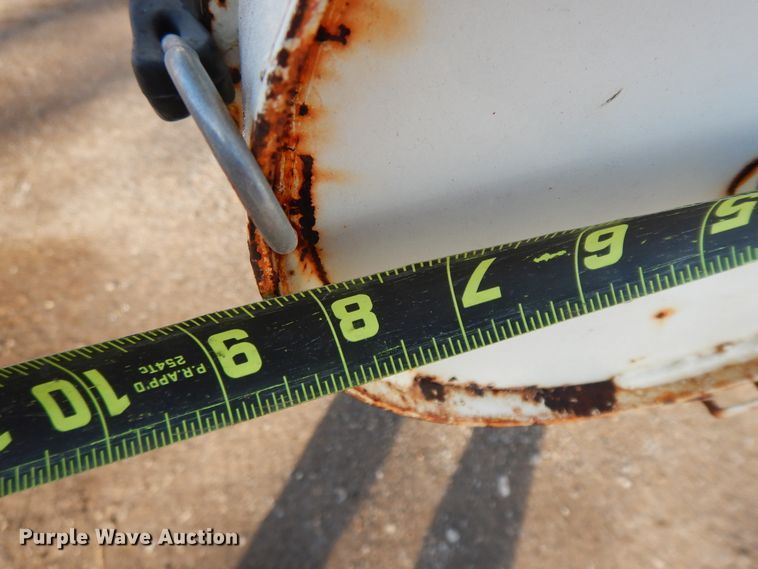 image for item GG9375 1993 Ford Cargo 7000  street sweeper truck