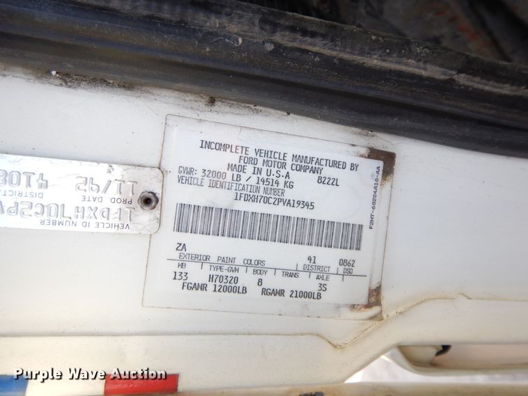 image for item GG9375 1993 Ford Cargo 7000  street sweeper truck