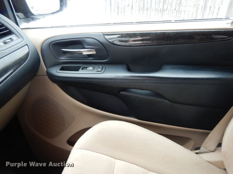 image for item GG9387 2015 Dodge Grand Caravan  van