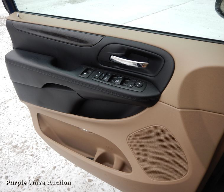 image for item GG9387 2015 Dodge Grand Caravan  van