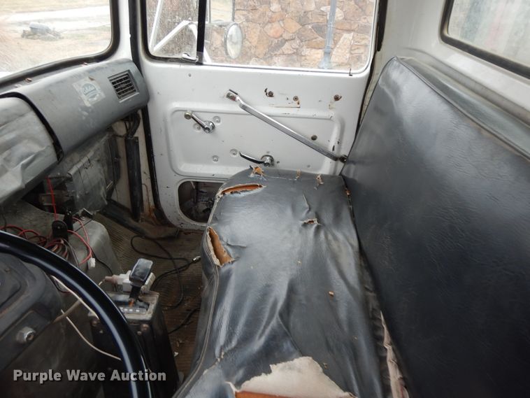 image for item GK9700 1987 Ford L8000  dump truck