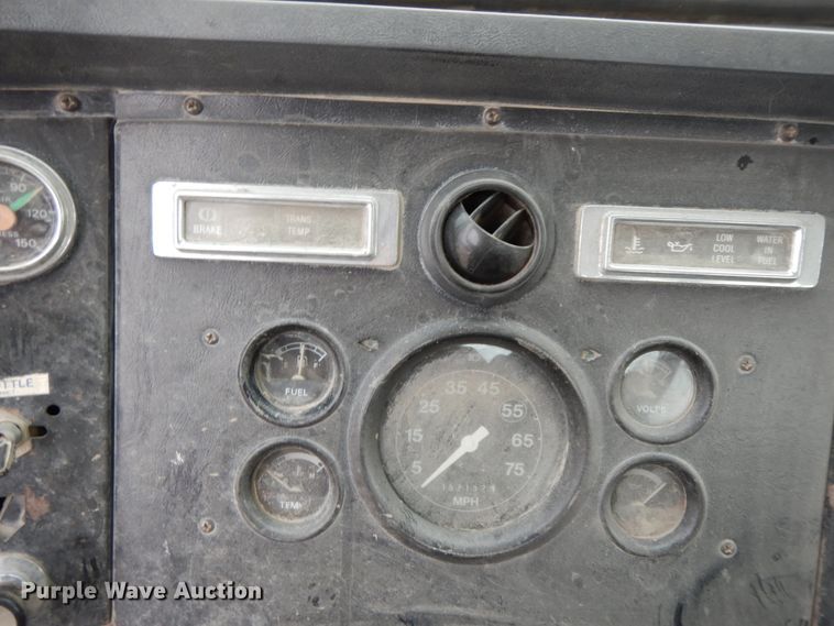 image for item GK9700 1987 Ford L8000  dump truck