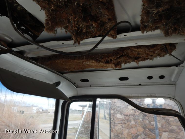 image for item GK9700 1987 Ford L8000  dump truck