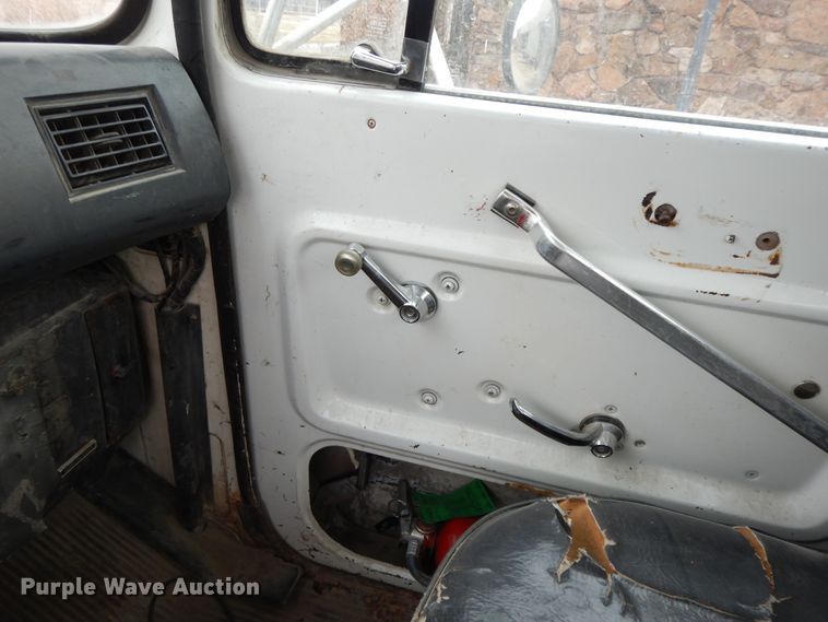 image for item GK9700 1987 Ford L8000  dump truck