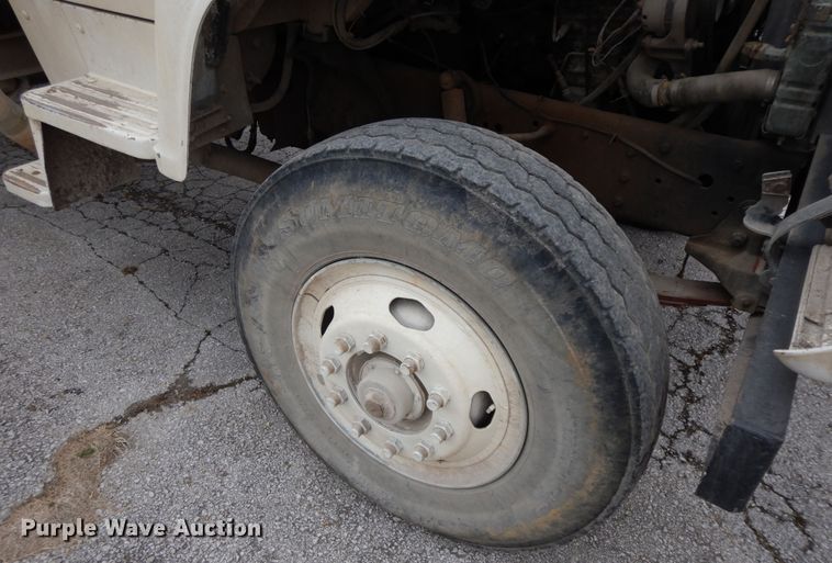 image for item GK9700 1987 Ford L8000  dump truck