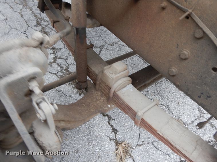 image for item GK9700 1987 Ford L8000  dump truck