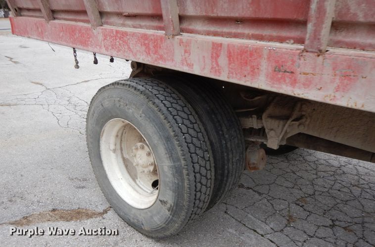 image for item GK9700 1987 Ford L8000  dump truck