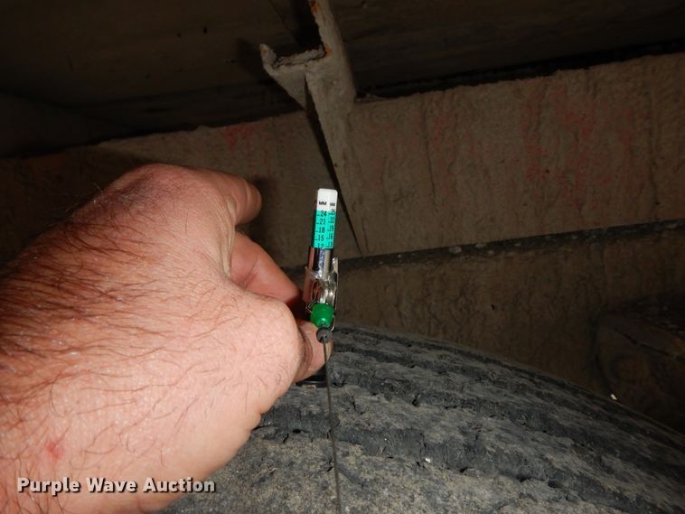 image for item GK9700 1987 Ford L8000  dump truck