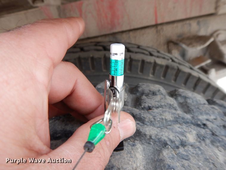 image for item GK9700 1987 Ford L8000  dump truck