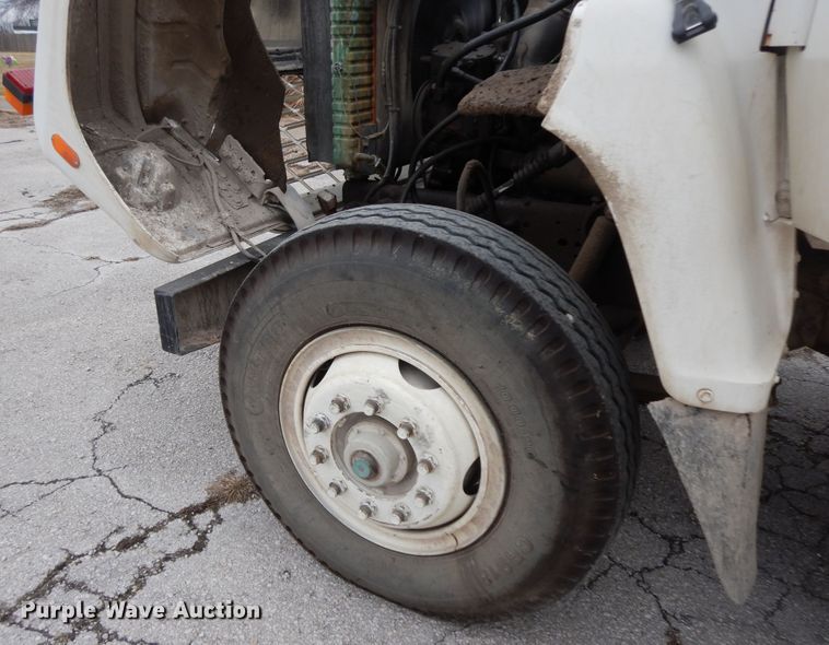 image for item GK9700 1987 Ford L8000  dump truck