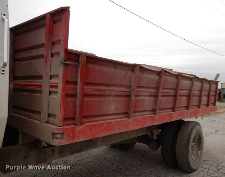 image for item GK9700 1987 Ford L8000  dump truck