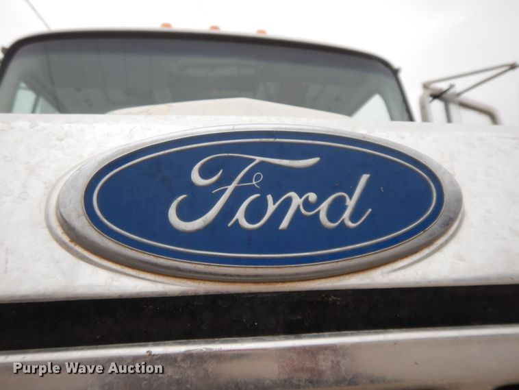 image for item GK9700 1987 Ford L8000  dump truck