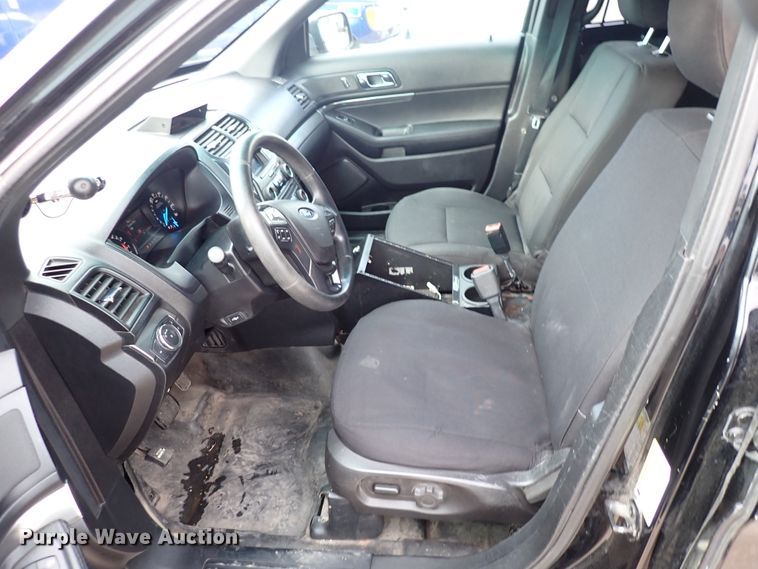 image for item HC9885 2017 Ford Explorer Police Interceptor  SUV