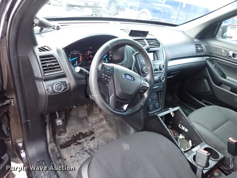 image for item HC9885 2017 Ford Explorer Police Interceptor  SUV