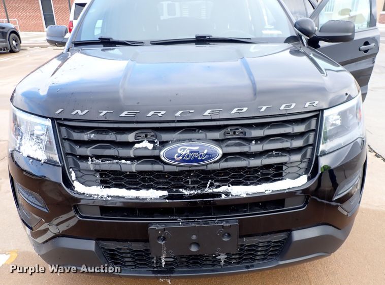 image for item HC9885 2017 Ford Explorer Police Interceptor  SUV
