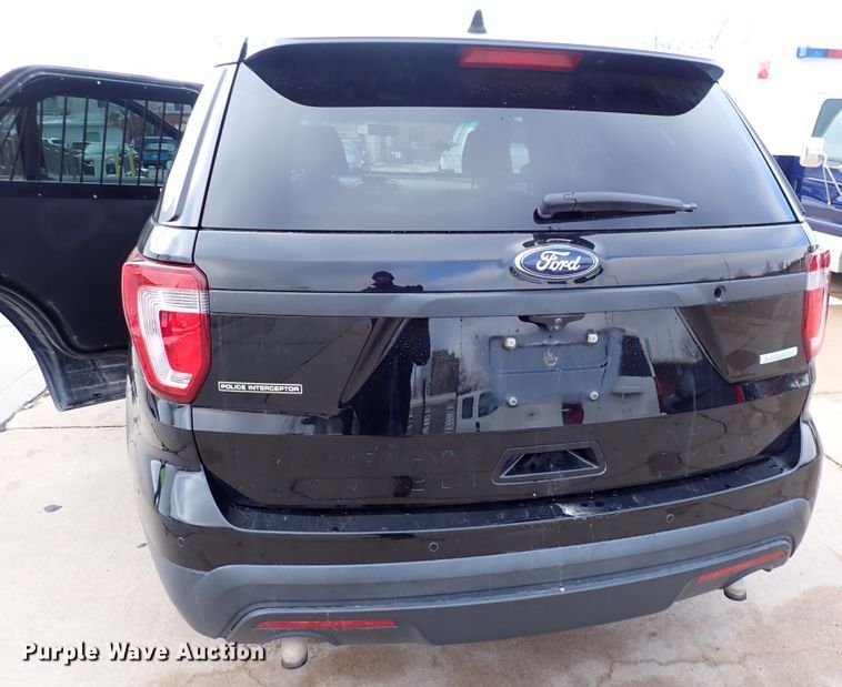 image for item HC9885 2017 Ford Explorer Police Interceptor  SUV