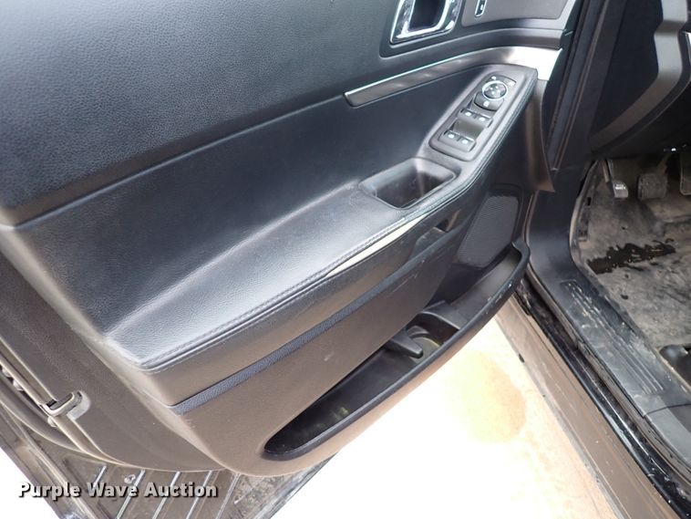 image for item HC9885 2017 Ford Explorer Police Interceptor  SUV