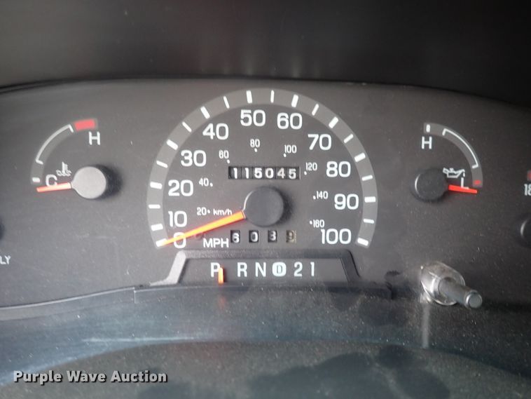 image for item HC9888 1998 Ford Econoline E450  Ambulance