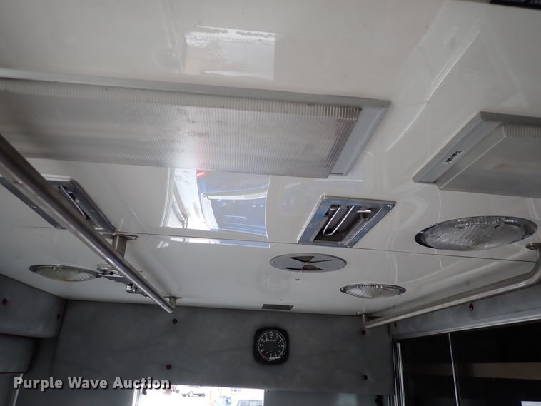 image for item HC9888 1998 Ford Econoline E450  Ambulance