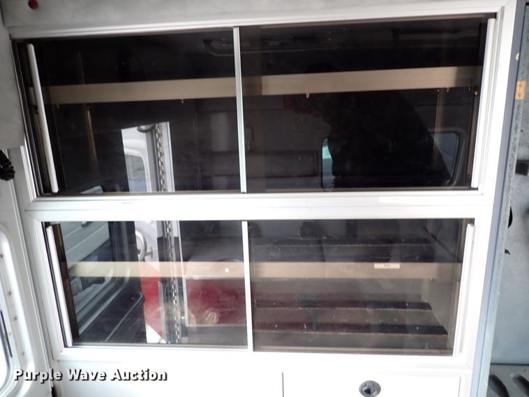 image for item HC9888 1998 Ford Econoline E450  Ambulance