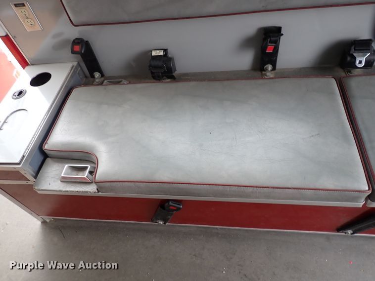 image for item HC9888 1998 Ford Econoline E450  Ambulance