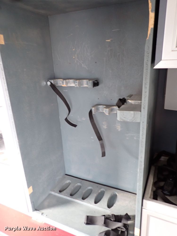 image for item HC9888 1998 Ford Econoline E450  Ambulance