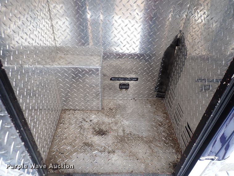 image for item HC9888 1998 Ford Econoline E450  Ambulance