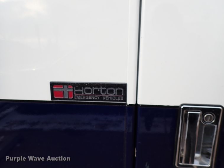 image for item HC9888 1998 Ford Econoline E450  Ambulance