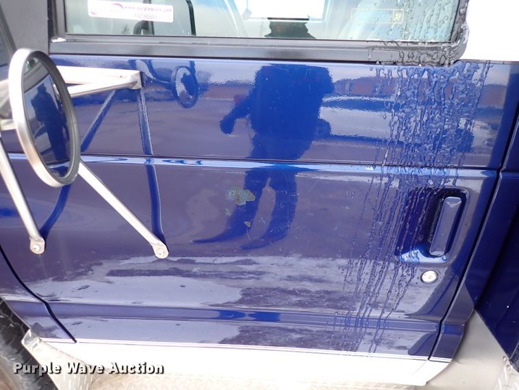 image for item HC9888 1998 Ford Econoline E450  Ambulance