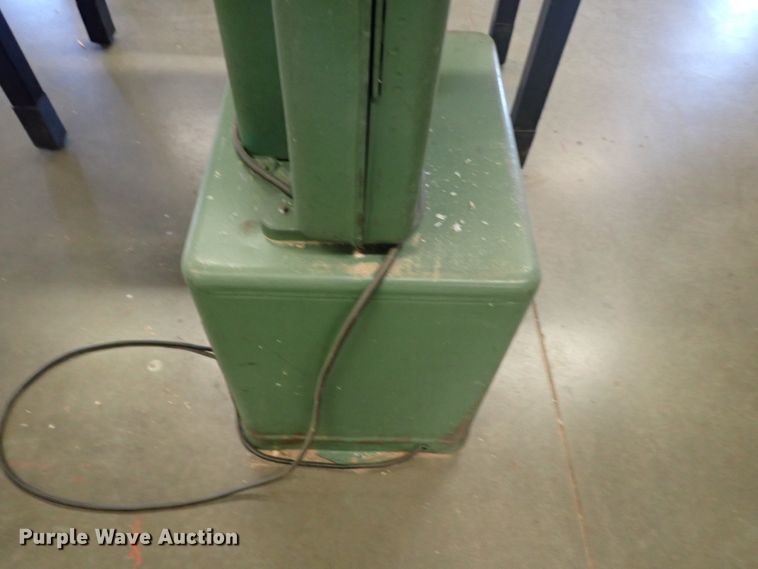 image for item HC9916 Powermatic 141 bandsaw