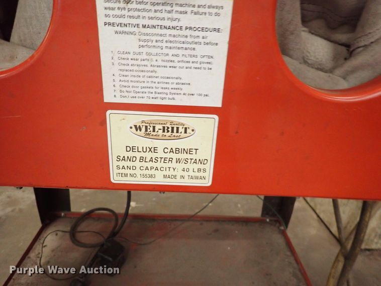 image for item HC9926 Sand blast cabinet