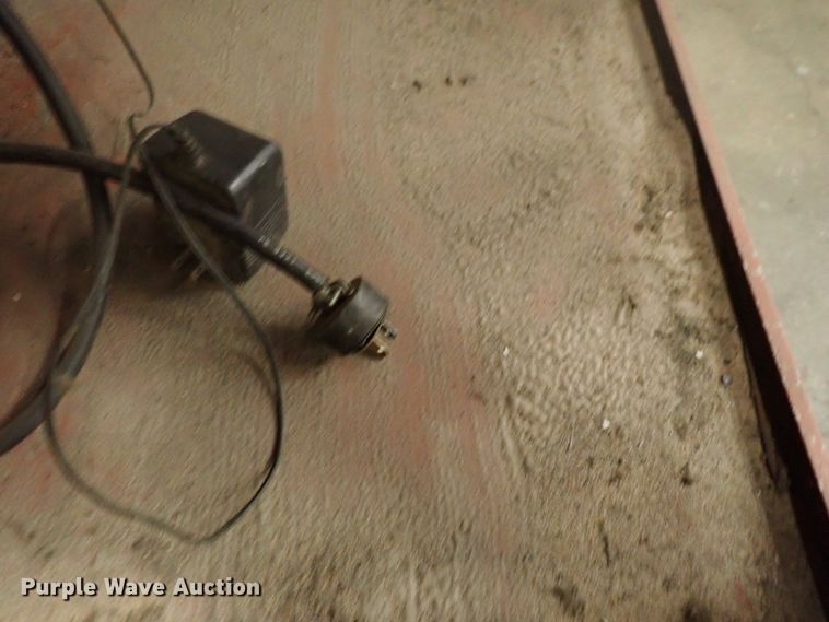 image for item HC9926 Sand blast cabinet