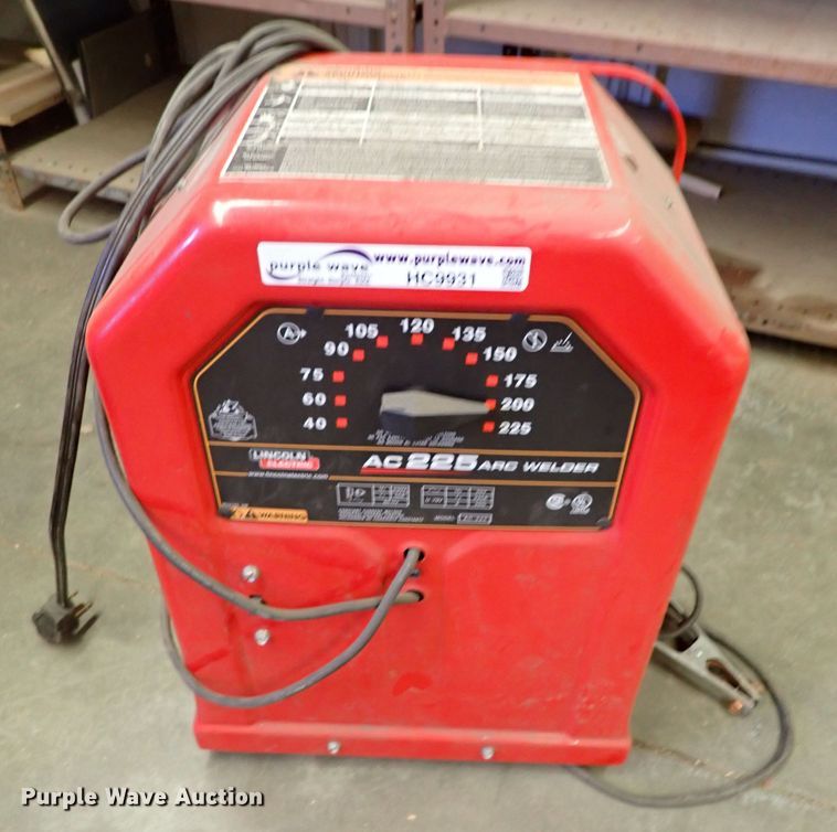 image for item HC9931 Lincoln AC225 arc welder