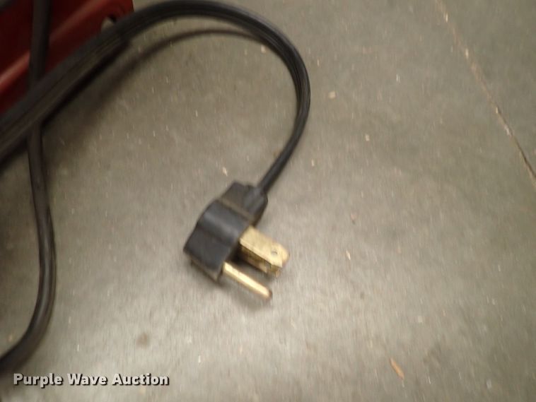 image for item HC9933 Lincoln AC225 arc welder