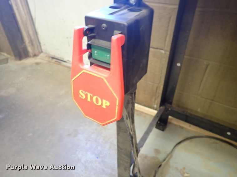 image for item HC9938 Rockler router table