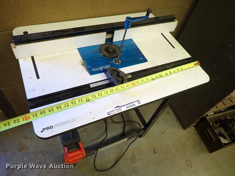 image for item HC9938 Rockler router table