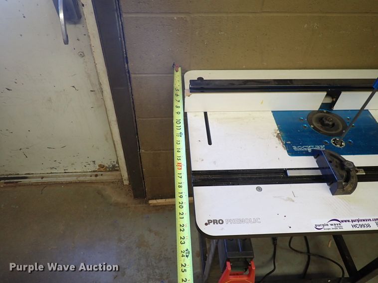 image for item HC9938 Rockler router table