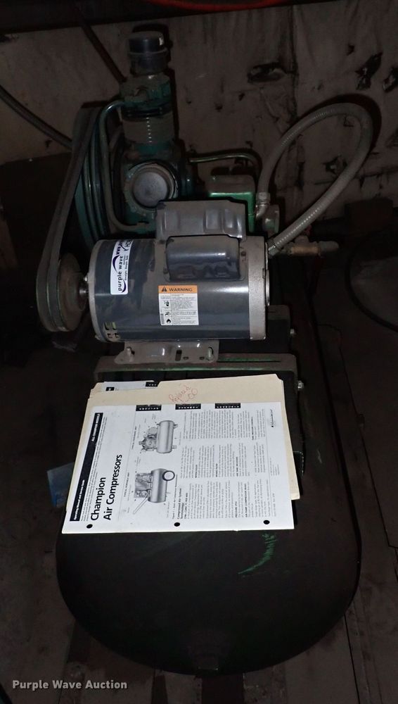 image for item HC9942 Speedaire 3Z209A  air compressor