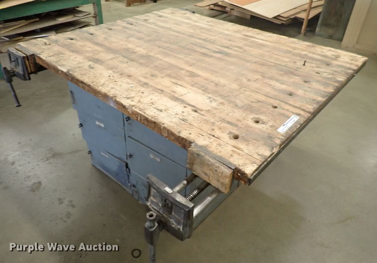 image for item HC9946 Table