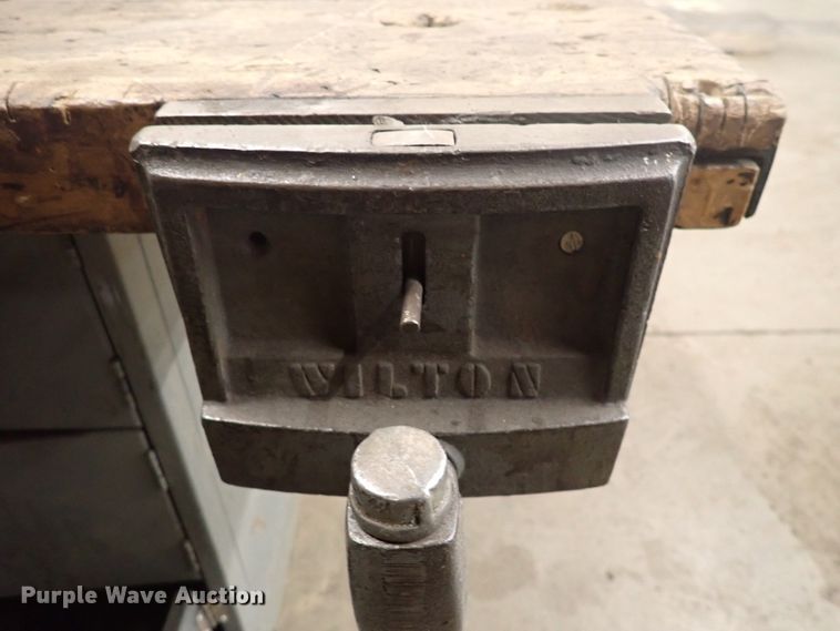 image for item HC9947 Table