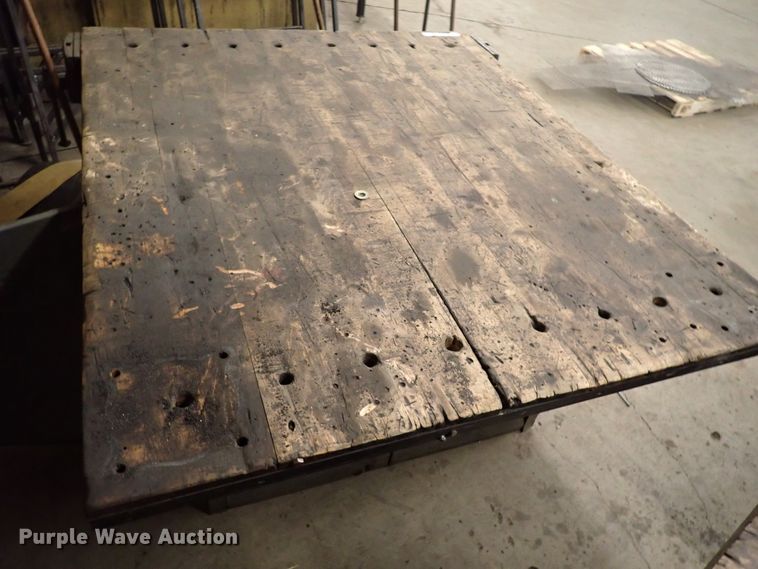 image for item HC9948 Table