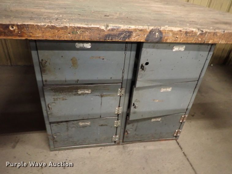 image for item HC9949 Table