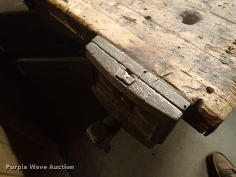 image for item HC9949 Table