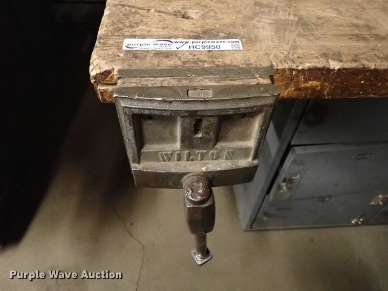 image for item HC9950 Table